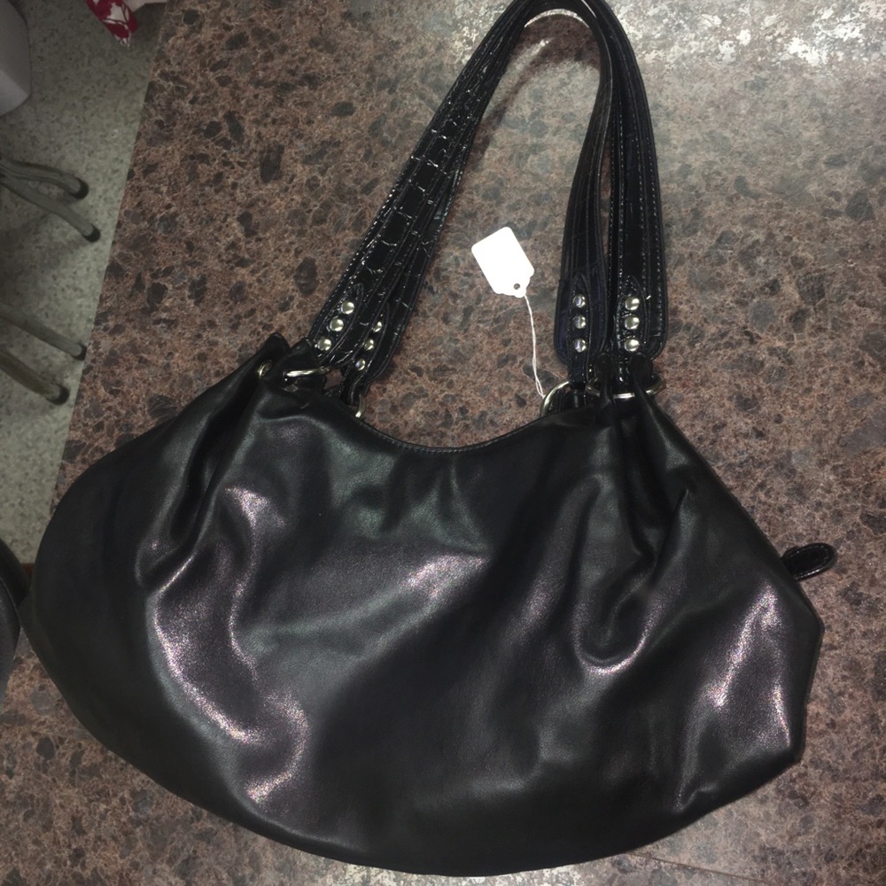 Black Women's Ruffled Shoulder Bag - Picture 2 of 4